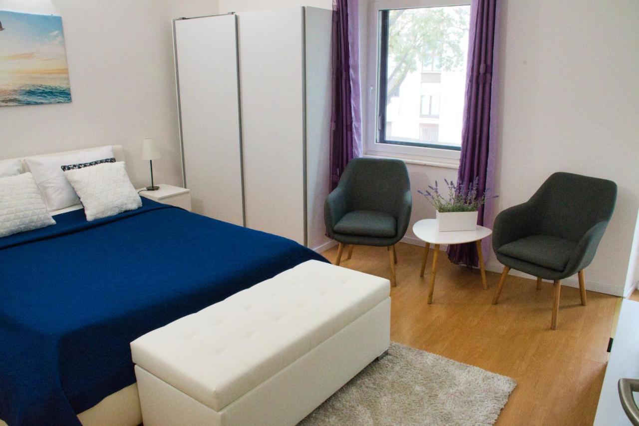 White Orchid Apartman