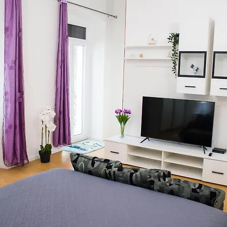 White Orchid Pula Apartment Exterior photo